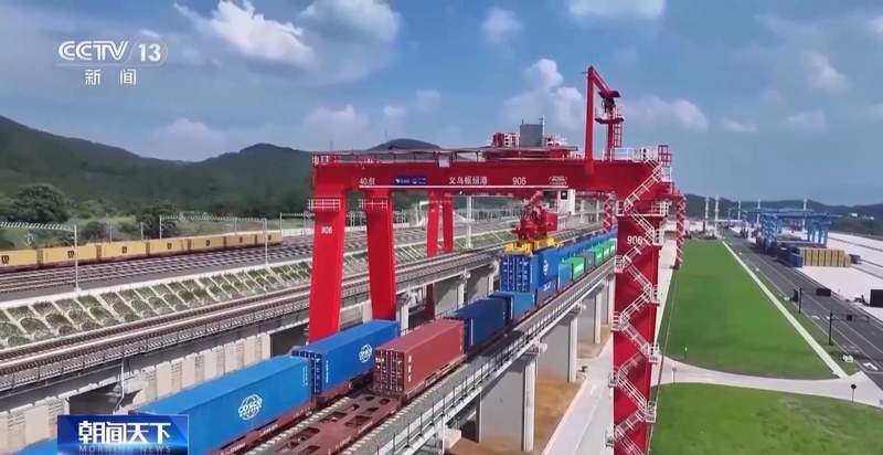 义乌春季市场热潮涌动;小商品如何征服全球买家。 新闻