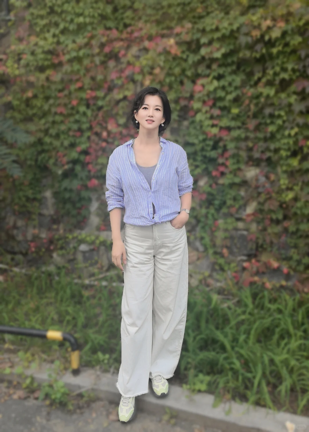  五十岁以后，这样穿春装才漂亮：基础款也能穿出高级感 时尚用品