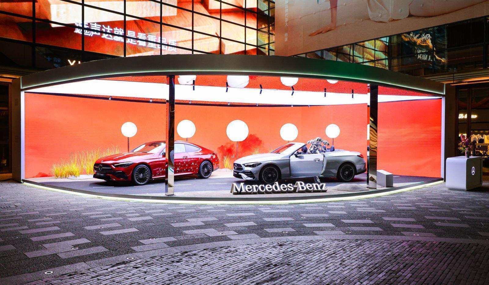  秀场空间革命·全域发布矩阵：解码2026秋冬上海时装周的产业升维逻辑 时尚用品